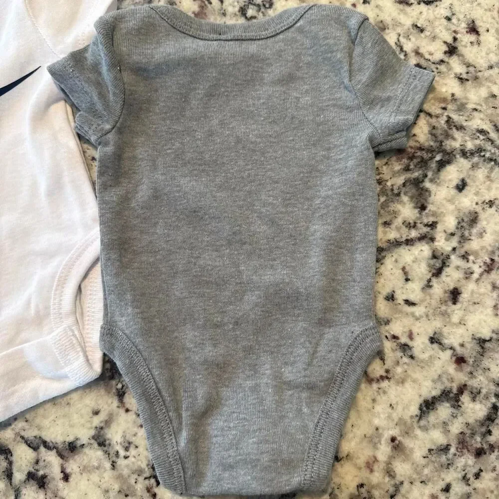 Nike Baby 4-Pack Bodysuit Onesie Bundle Newborn 0–3 Months Cotton